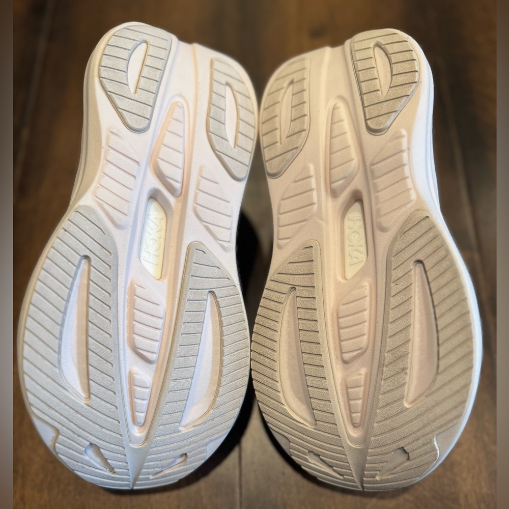 HOKA Skyward Laceless Recovery Sneaker - Picture 15 of 16